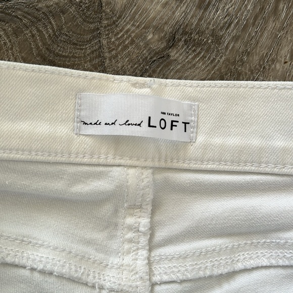 Loft white denim. Size 28 EUC. SF home - Picture 2 of 9